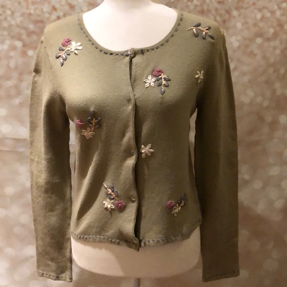 Women’s Sweater